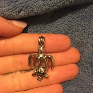 Cage necklace